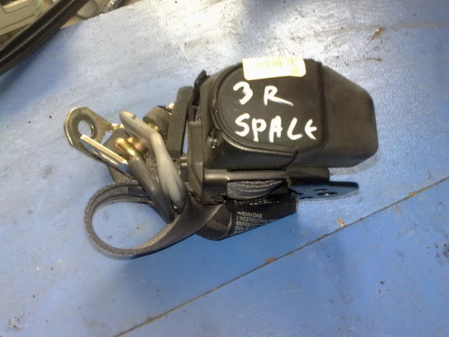 колан предпазен заден десен за Мицубиши Спейс Стар (з)