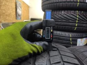 Гуми Зимни 205/60R16, снимка 7