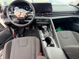 Hyundai Elantra 1.6 MPI, снимка 10