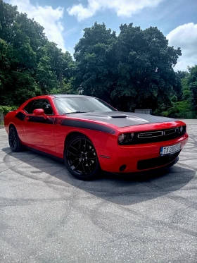     Dodge Challenger  