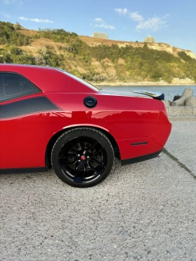 Dodge Challenger - 41500 лв. - 18033820 5