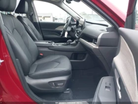 Toyota Grand Highlander PLATINUM AWD* CarPlay* Sunroof* Camera* Blind Spot | Mobile.bg � ����� ������ 10