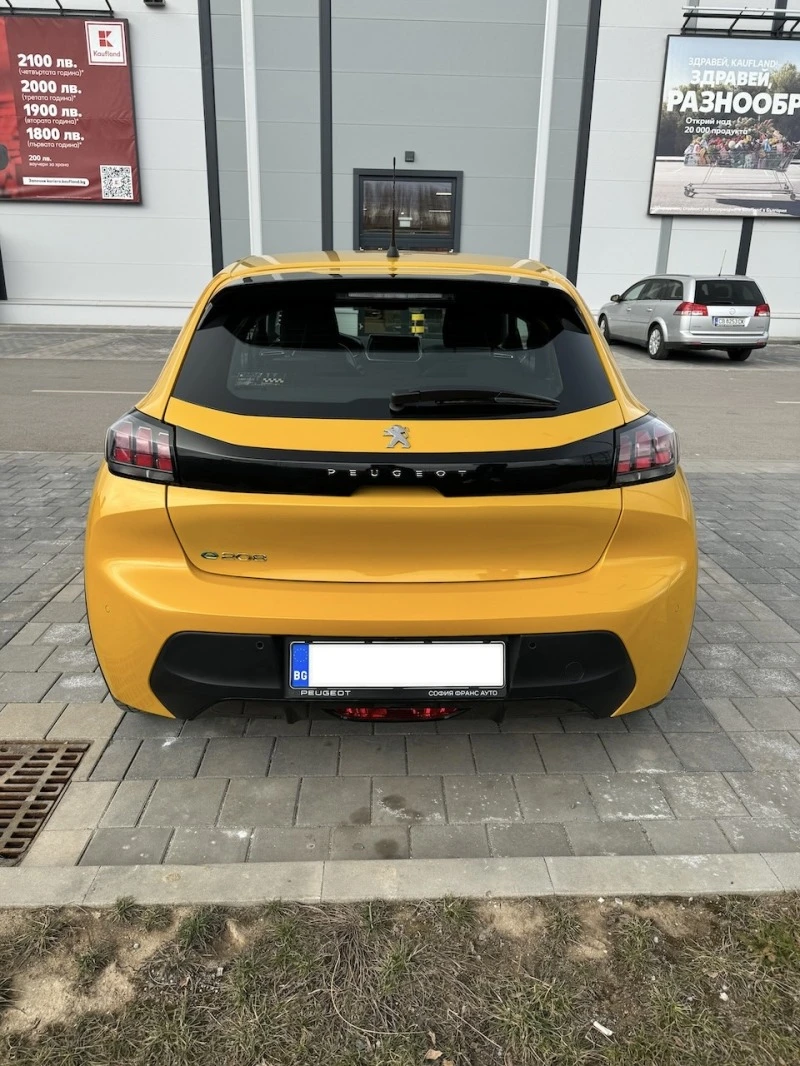 Peugeot 208 e208, снимка 5 - Автомобили и джипове - 46638664