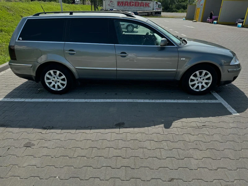 VW Passat, снимка 2 - Автомобили и джипове - 47186123