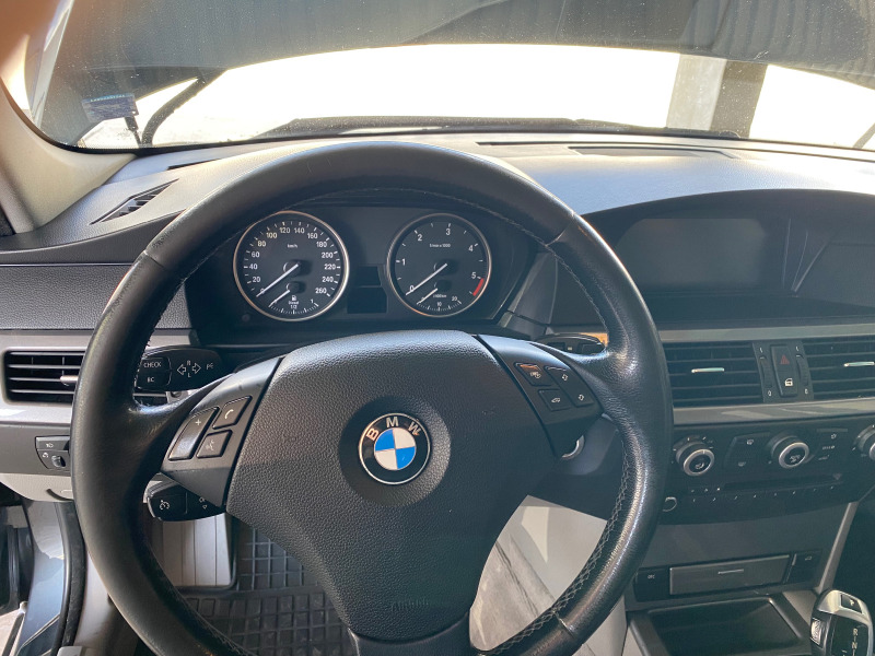 BMW 525 Facelift 3.0D, снимка 9 - Автомобили и джипове - 46431516