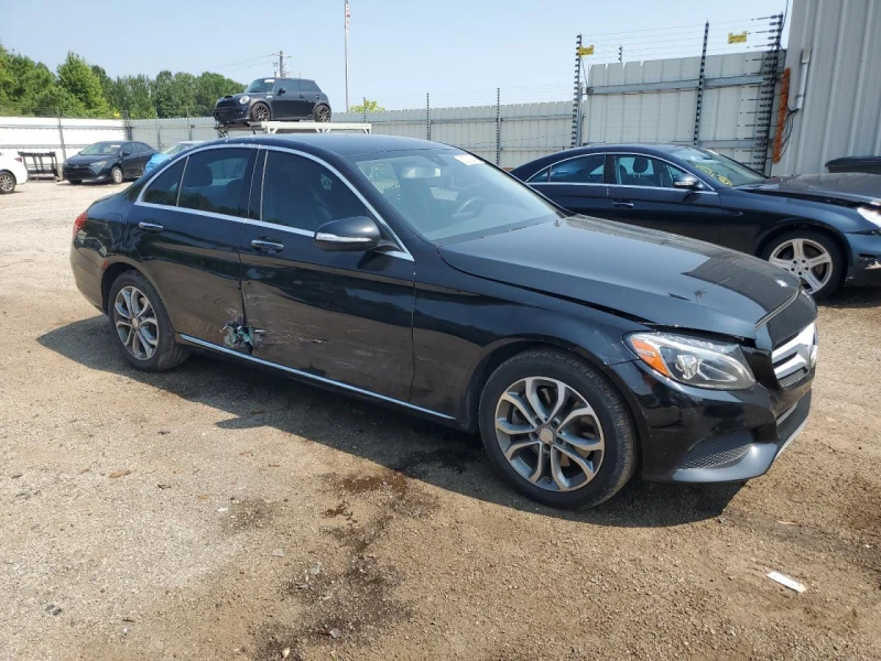 Mercedes-Benz C 300 4MATIC, снимка 4 - Автомобили и джипове - 47638412