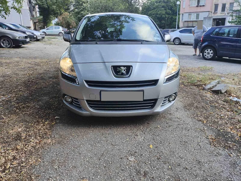 Peugeot 5008 1.6 HDI 6 ск, снимка 3 - Автомобили и джипове - 47692552