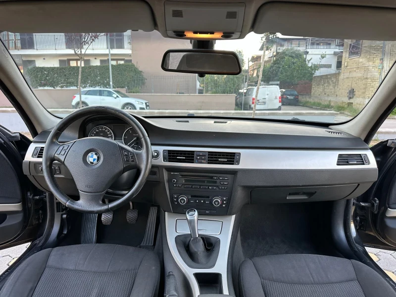 BMW 320, снимка 13 - Автомобили и джипове - 48545247