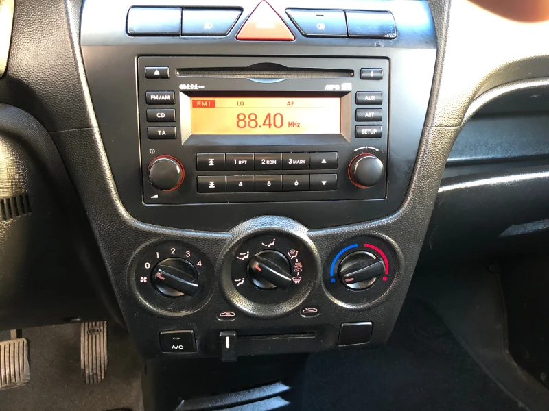 Kia Picanto 1.1i ГАЗ BRC, снимка 13 - Автомобили и джипове - 48731190