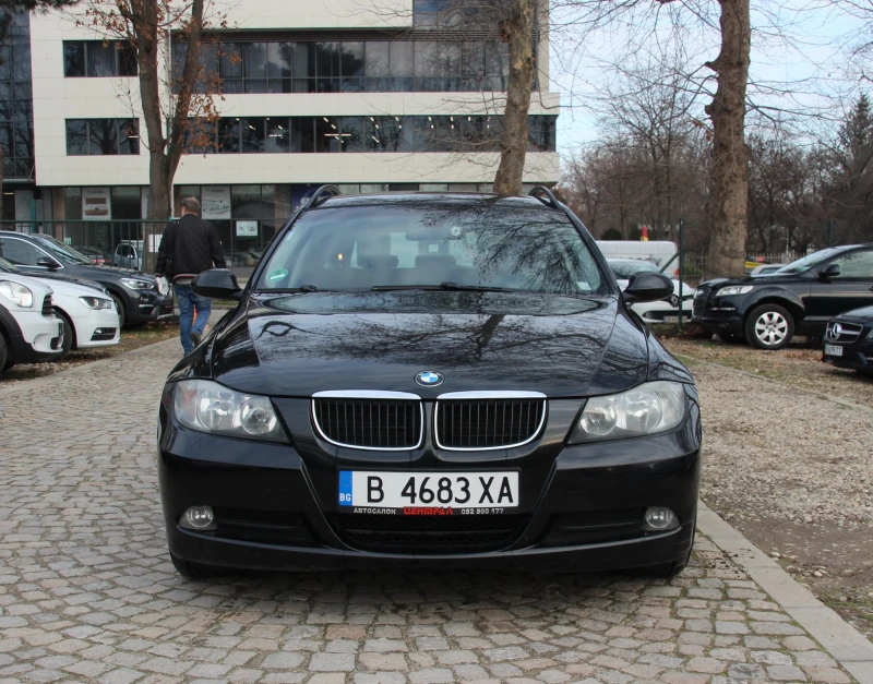 BMW 318 D  2.0d  143 ps  С РЕГИСТРАЦИЯ , снимка 2 - Автомобили и джипове - 48757649