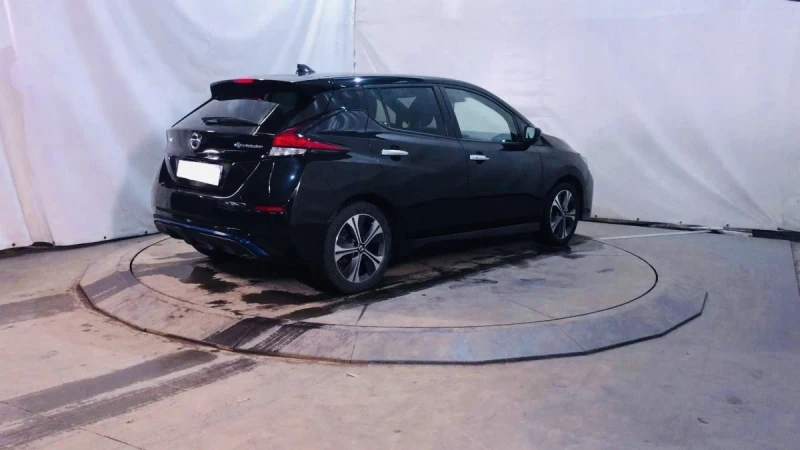 Nissan Leaf  Tekna 40 KWh, снимка 6 - Автомобили и джипове - 49262280