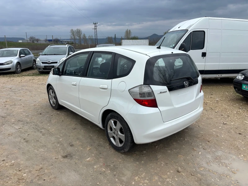 Honda Jazz 1.4 elegance, снимка 6 - Автомобили и джипове - 49748650