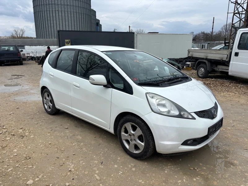 Honda Jazz 1.4 elegance, снимка 3 - Автомобили и джипове - 49748650