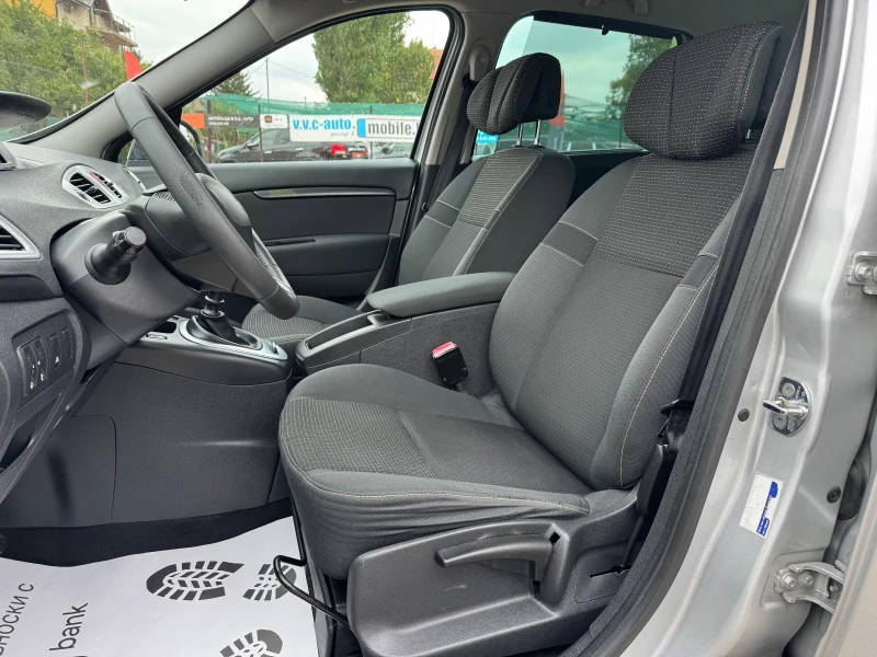 Renault Scenic 1.5DCi, снимка 10 - Автомобили и джипове - 51896836