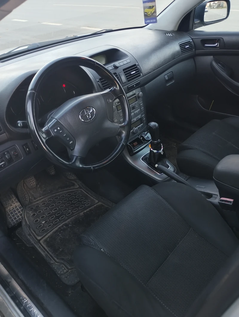 Toyota Avensis, снимка 3 - Автомобили и джипове - 52703019