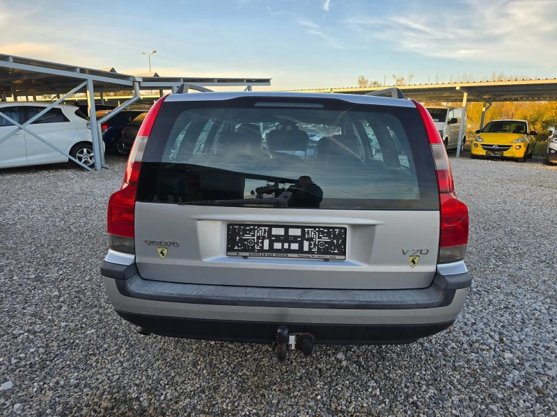 Volvo V70 2.4 D  131кс КЛИМАТИК , снимка 4 - Автомобили и джипове - 52321523