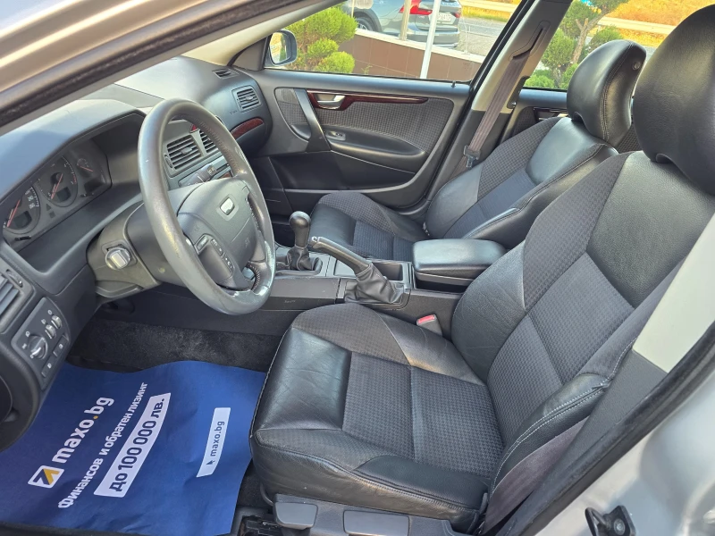 Volvo V70 2.4 D  131кс КЛИМАТИК , снимка 10 - Автомобили и джипове - 52321523