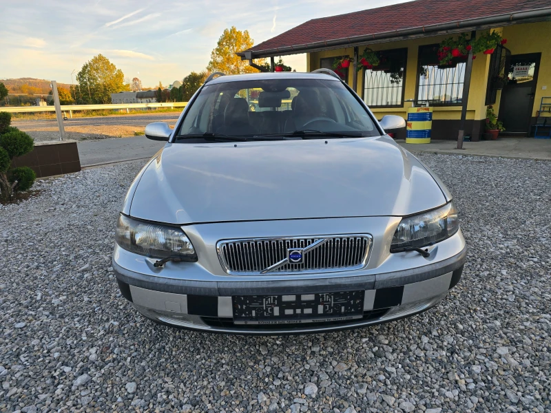 Volvo V70 2.4 D  131кс КЛИМАТИК , снимка 8 - Автомобили и джипове - 52321523