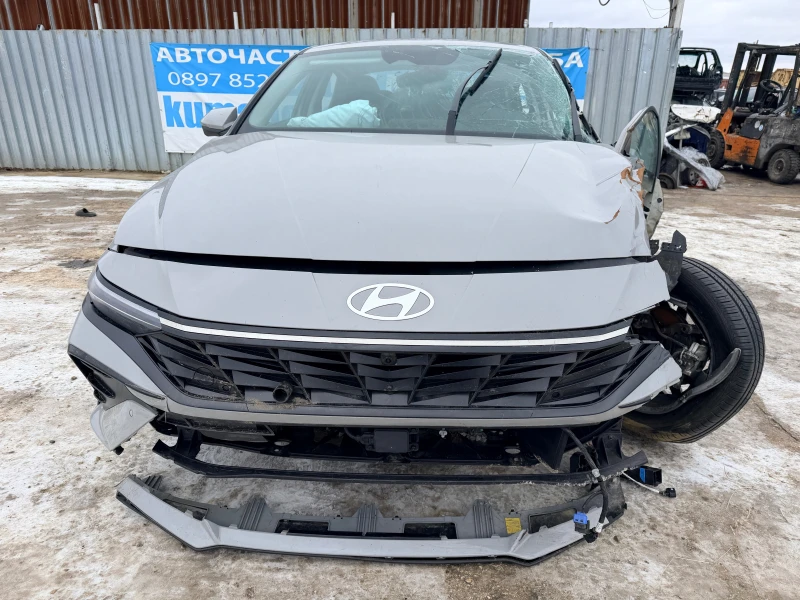 Hyundai Elantra 1.6 MPI, снимка 2 - Автомобили и джипове - 53193363