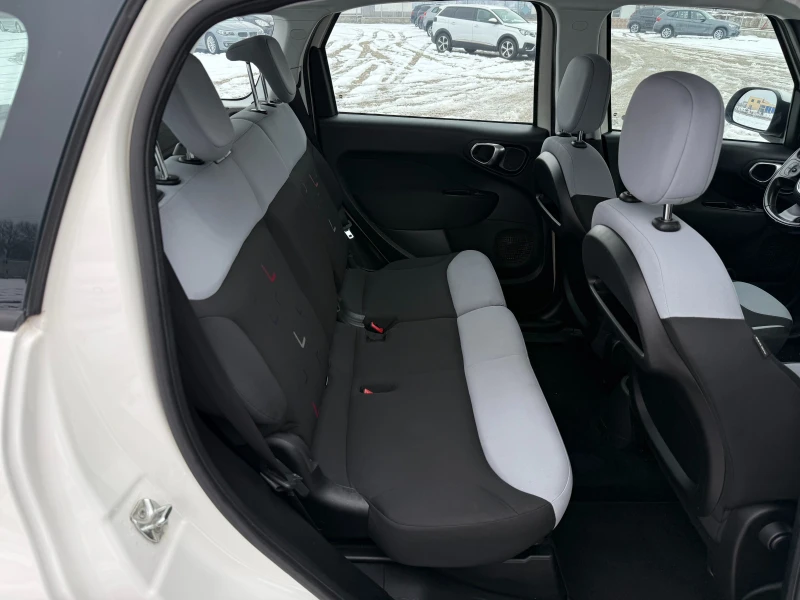 Fiat 500L 1.6 Multijet Навигация/Камера/Темпомат/Лизинг, снимка 11 - Автомобили и джипове - 53214147