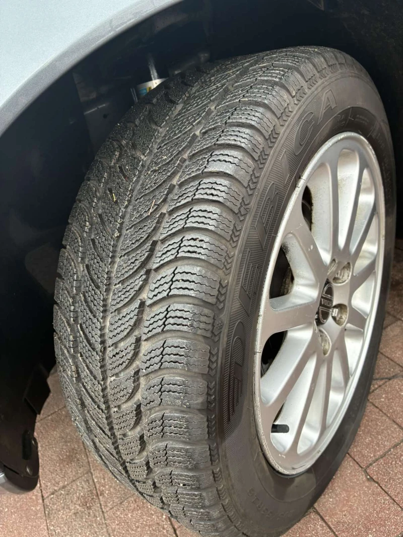 Volvo V50, снимка 13 - Автомобили и джипове - 53255058