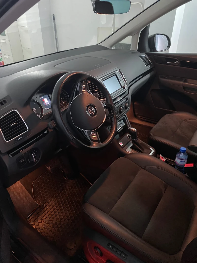 VW Sharan 2.0 TDI, 184к.с., 4 MOTION, 7 МЕСТА, снимка 10 - Автомобили и джипове - 53306021