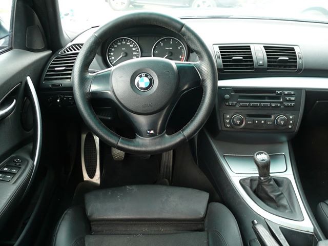 BMW 120 2, 0д М пакет, снимка 10 - Автомобили и джипове - 46464350