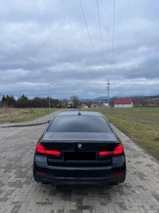 BMW 530 d xDrive M Sport, снимка 6 - Автомобили и джипове - 48934328