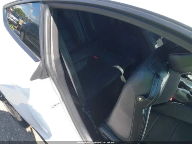 Ford Mustang ECOBOOST PREMIUM FASTBACK - изображение 9