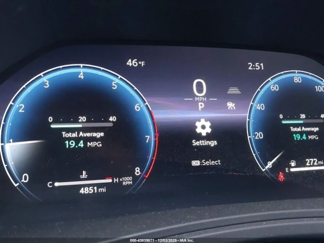 Toyota Grand Highlander PLATINUM AWD* CarPlay* Sunroof* Camera* Blind Spot, снимка 11 - Автомобили и джипове - 53625403