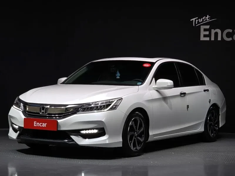 Honda Accord 2.4 9TH GENERATION