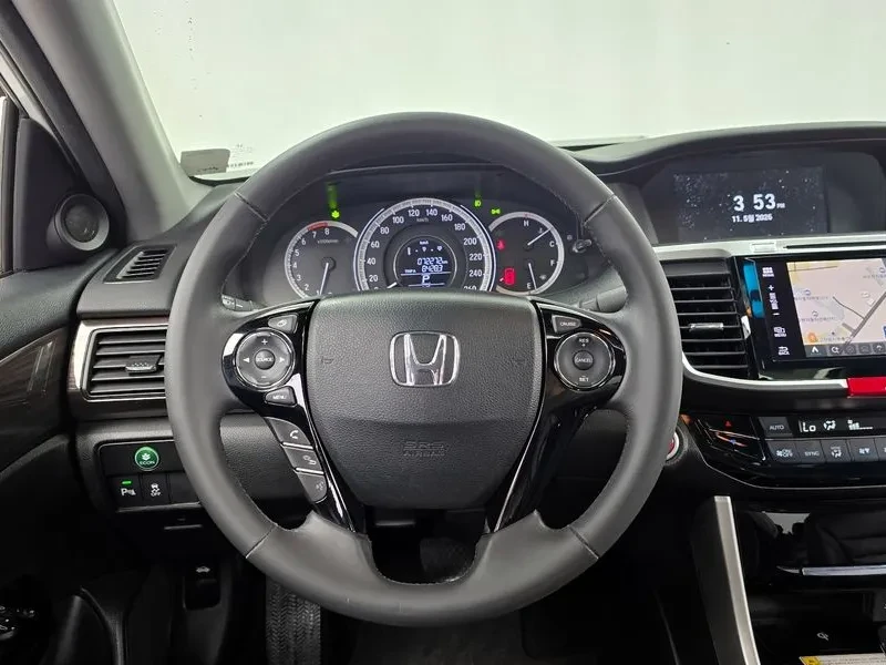 Honda Accord 2.4 9TH GENERATION, снимка 14 - Автомобили и джипове - 54956689