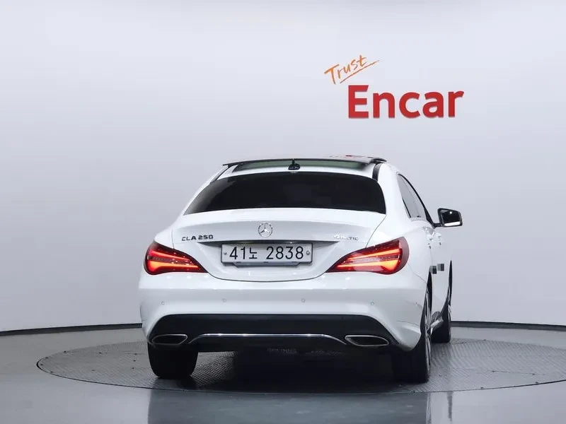 Mercedes-Benz CLA 250 САМО 30% АВАНС, снимка 4 - Автомобили и джипове - 55735092