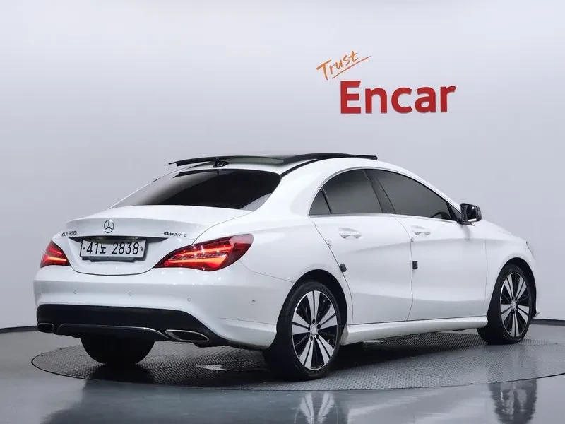 Mercedes-Benz CLA 250 САМО 30% АВАНС, снимка 2 - Автомобили и джипове - 55735092
