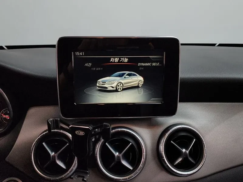 Mercedes-Benz CLA 250 САМО 30% АВАНС, снимка 14 - Автомобили и джипове - 55735092