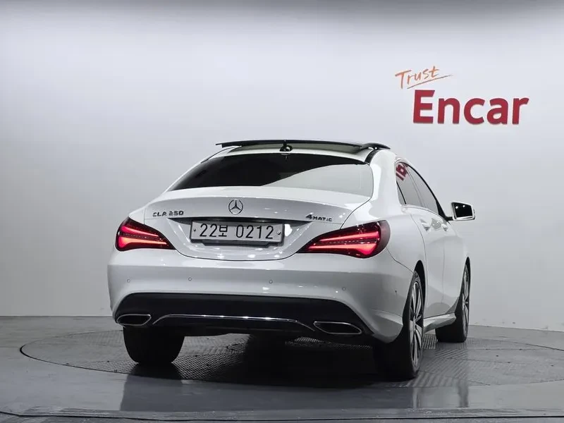 Mercedes-Benz CLA 250 САМО 30% АВАНС , снимка 8 - Автомобили и джипове - 56020163