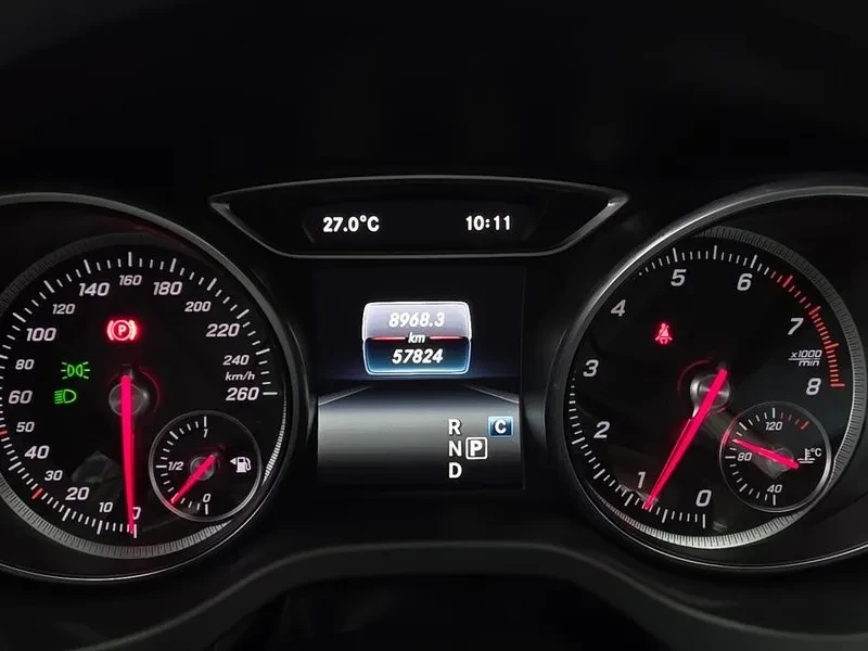 Mercedes-Benz CLA 250 САМО 30% АВАНС , снимка 16 - Автомобили и джипове - 56020163