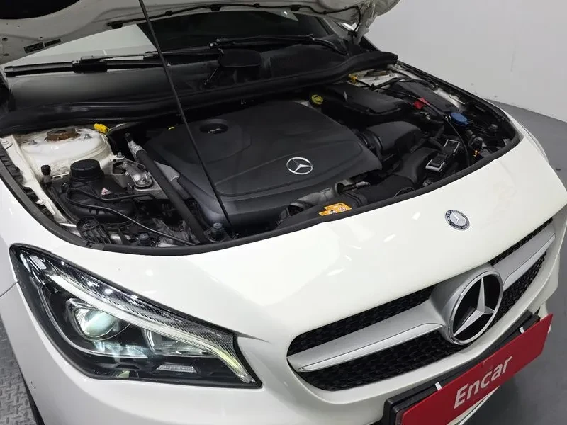 Mercedes-Benz CLA 250 САМО 30% АВАНС , снимка 11 - Автомобили и джипове - 56020163
