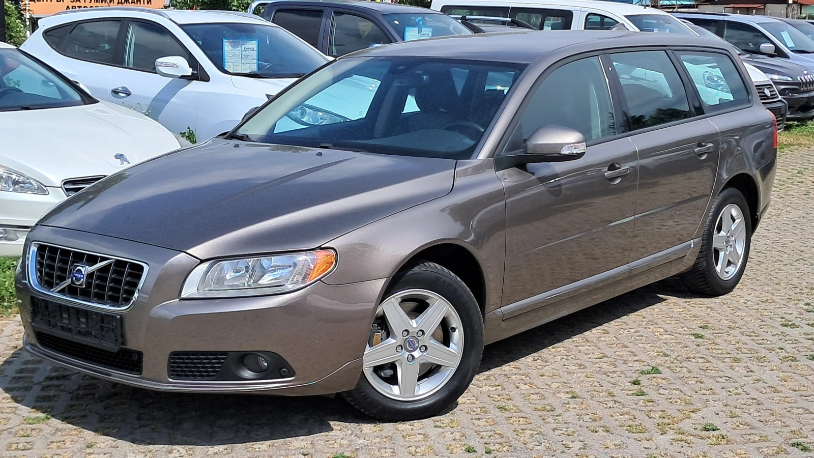 Volvo V70 FULL РЕАЛ КМ ИЗКЛЮЧИТЕЛЕН 2.4D-163 СЕРВ КНИЖ УНИКТ