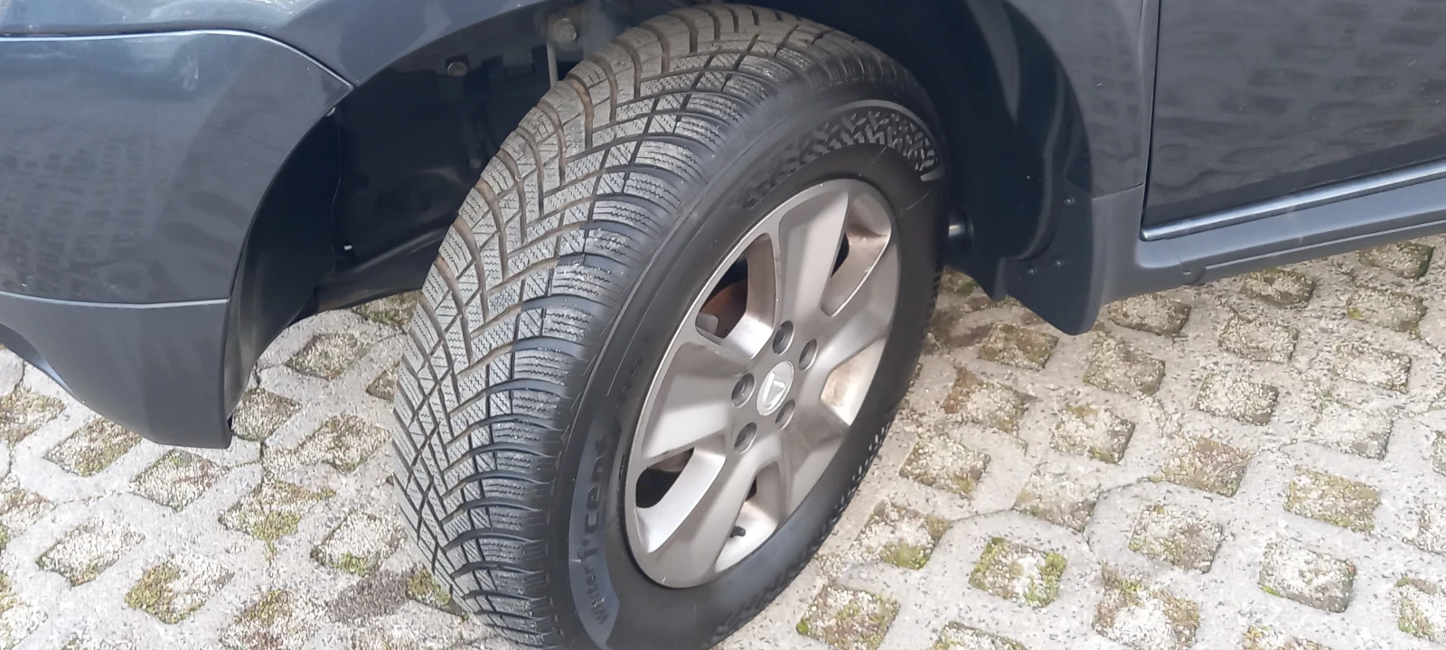 Dacia Duster 1.6 ИЗКЛЮЧИТЕЛН ГАЗ/БЕНЗН СЕРВИ КНИЖК УНИКТ ОБСЛЖН - изображение 6