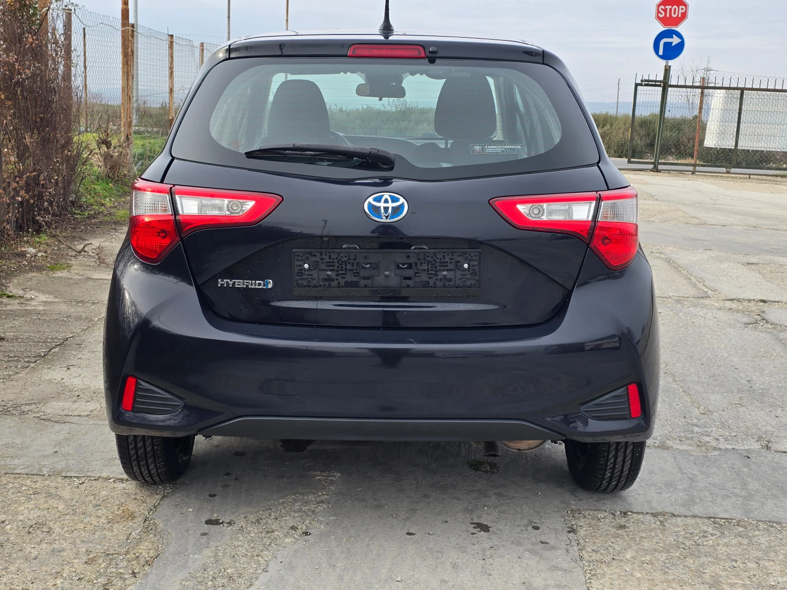 Toyota Yaris 1.5 Hybrid - изображение 5