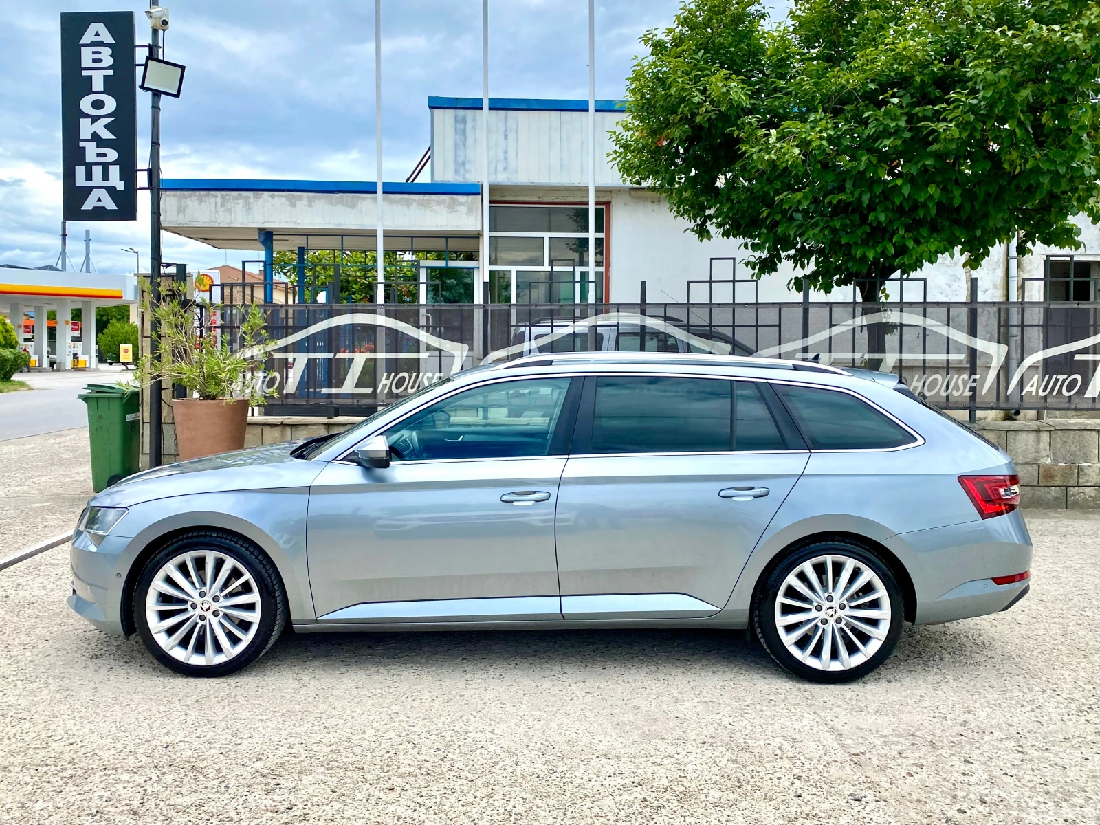 Skoda Superb 2.0TDI* 190кс.* КАТО НОВА*  - изображение 5