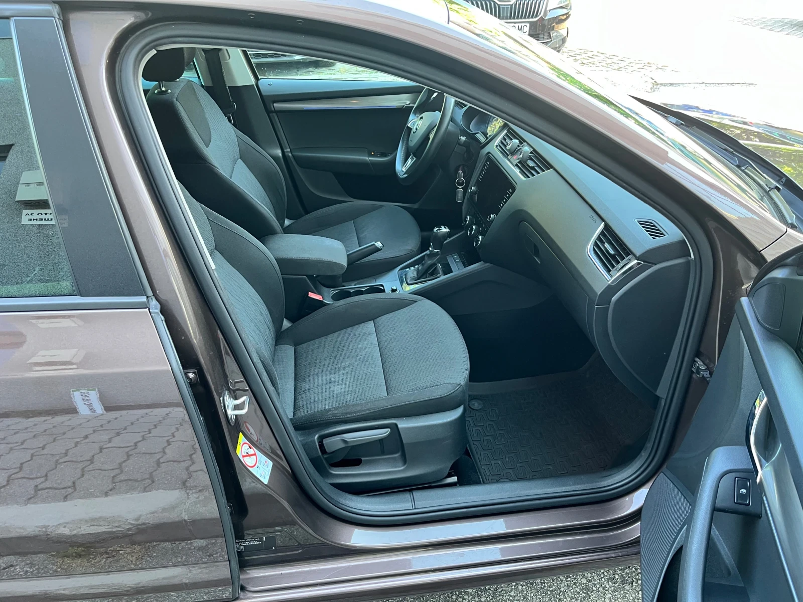 Skoda Octavia 2.0TDI 7DSG  - изображение 6