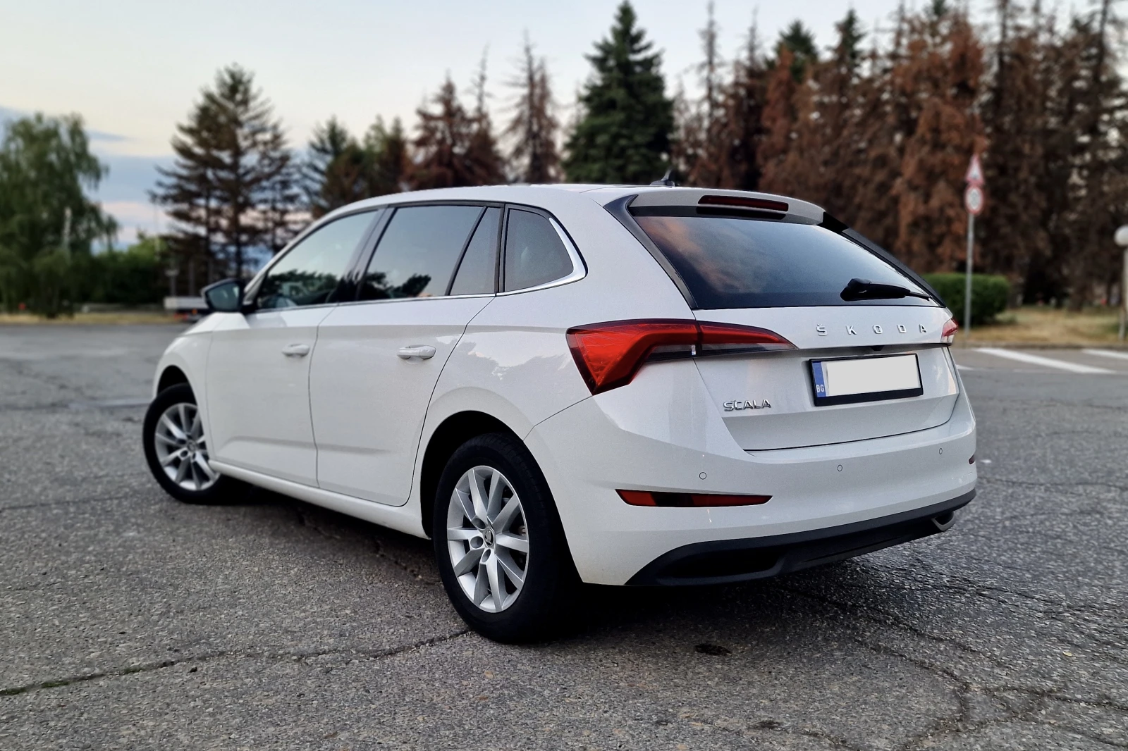 Skoda Scala Лизинг  380 лв/месец - изображение 4