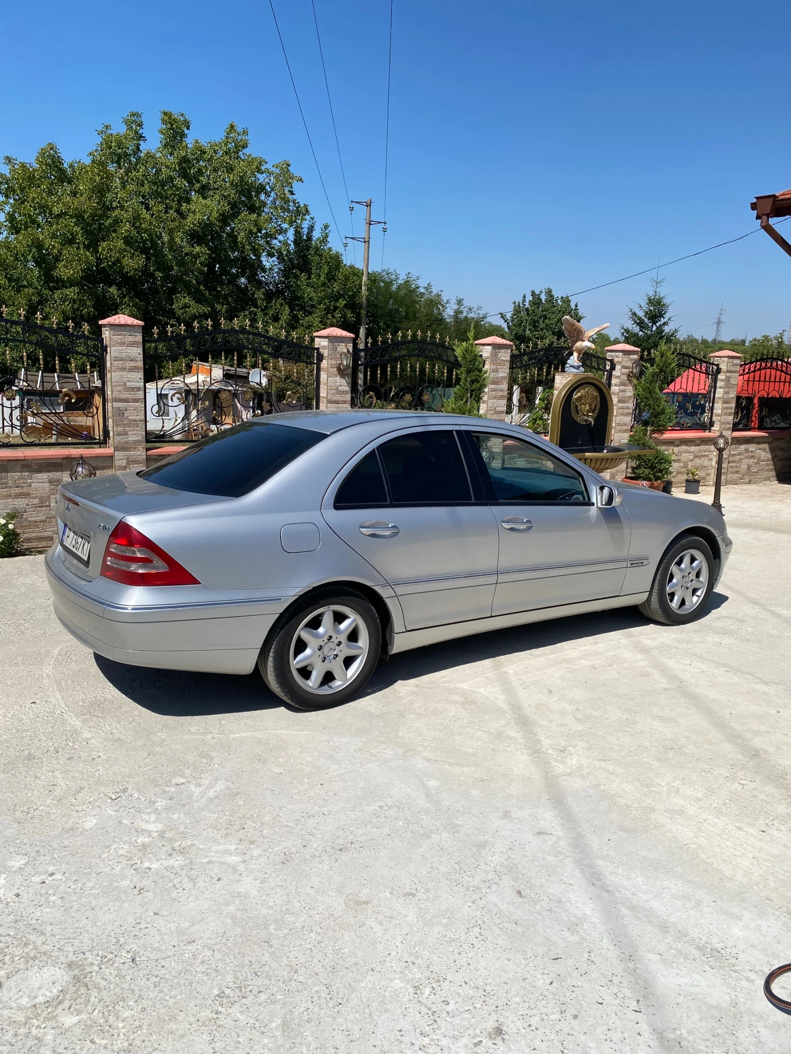 Mercedes-Benz C 220  - изображение 2