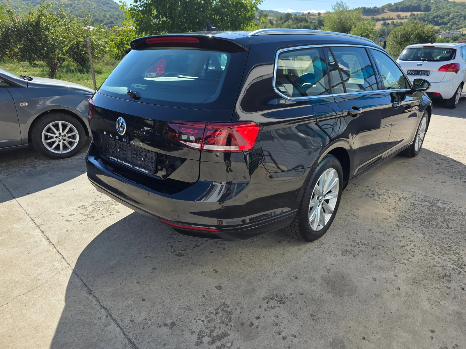 VW Passat 1.6TDI 113000km! KATO HOB - изображение 6