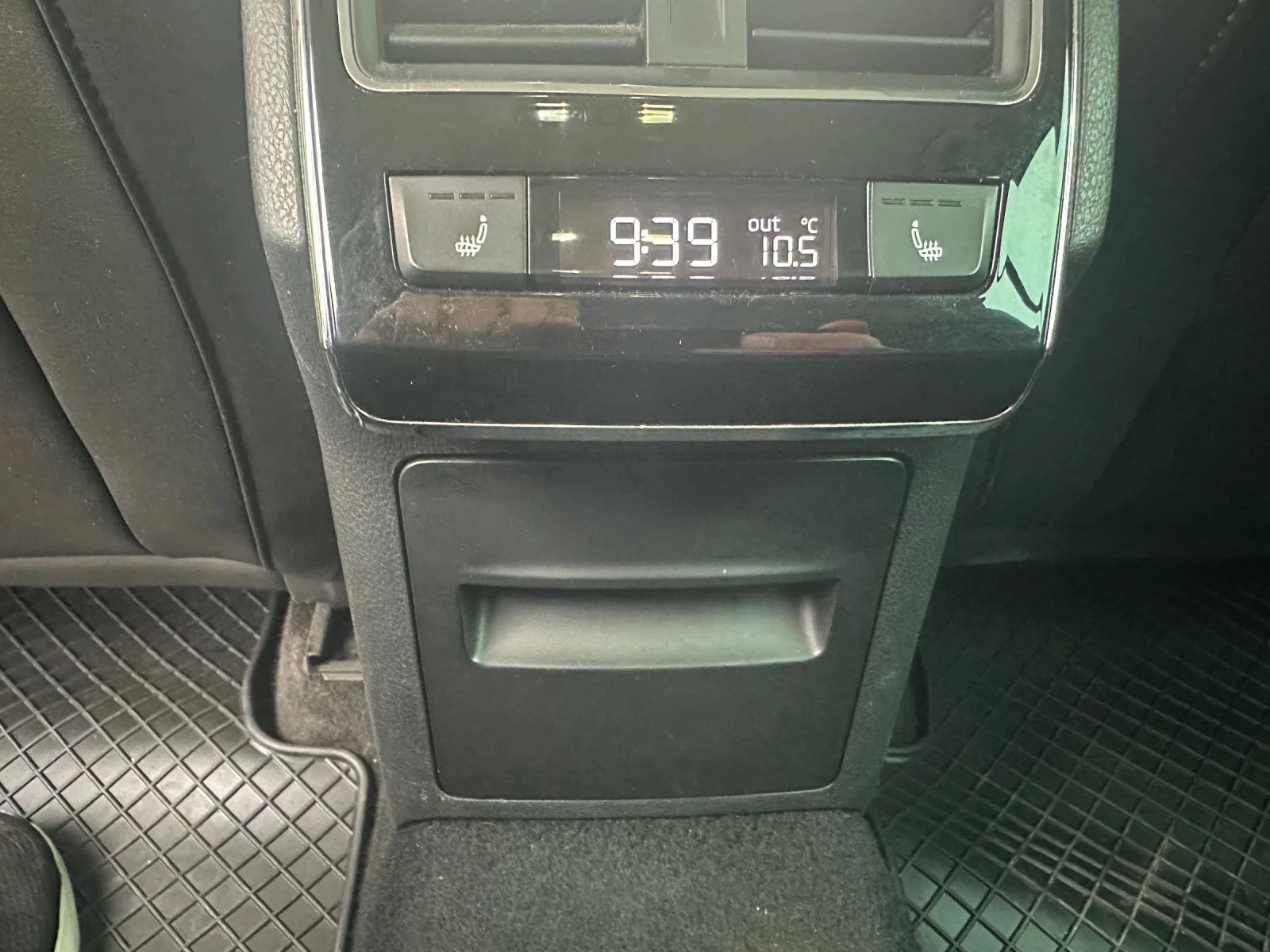 Skoda Superb  - изображение 10