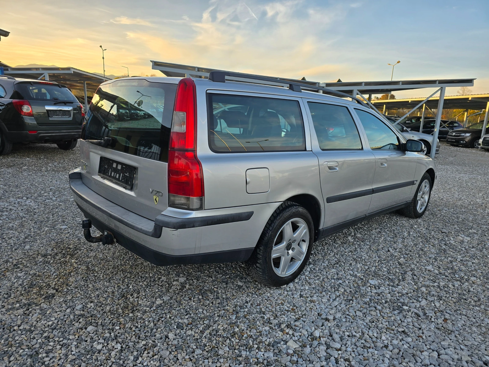 Volvo V70 2.4 D  131кс КЛИМАТИК  - изображение 5
