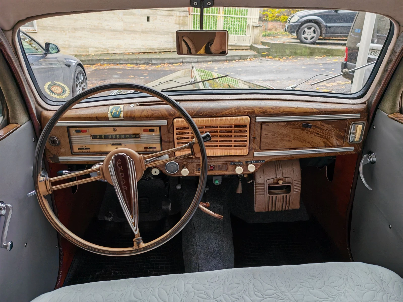 Skoda Octavia 1102 - 1950г. 4 Врати - изображение 6