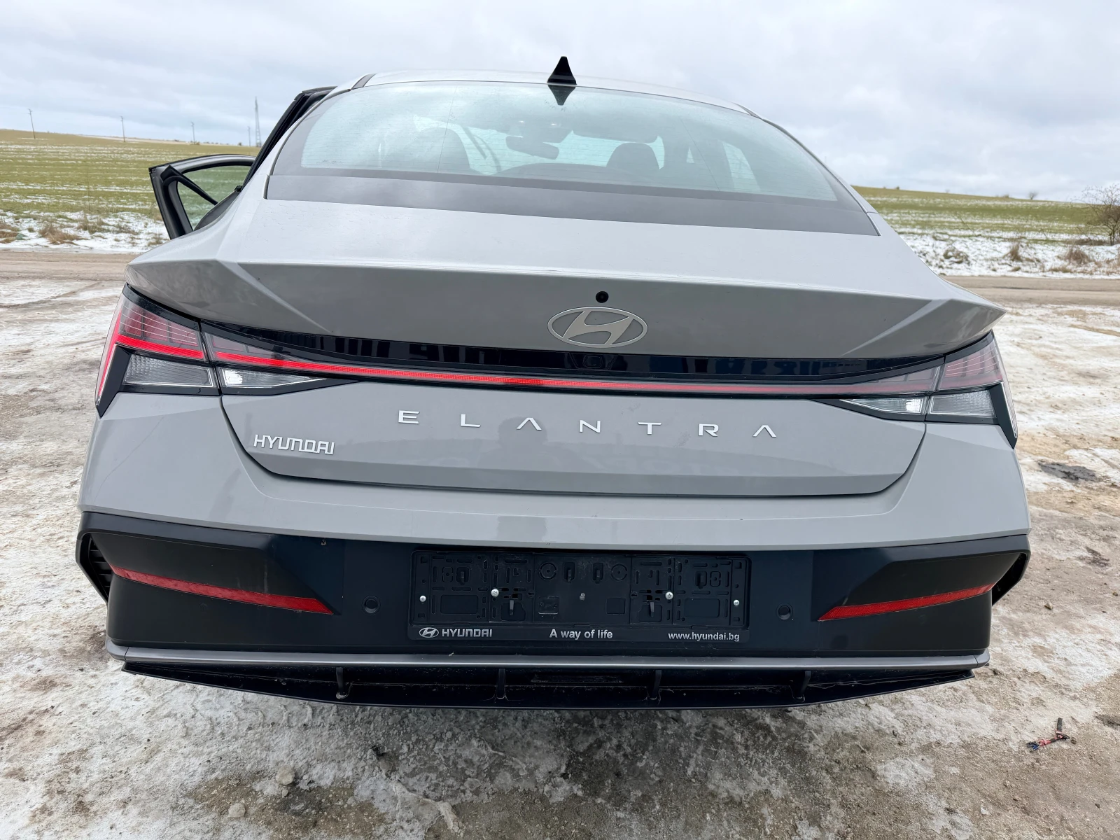 Hyundai Elantra 1.6 MPI - изображение 6